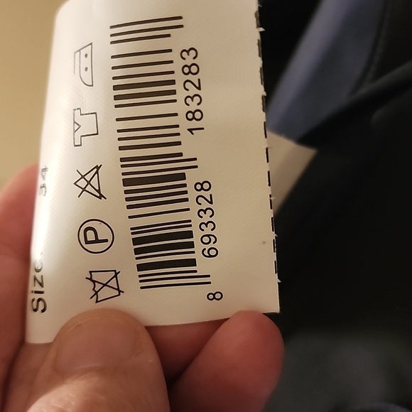 F1 - Men's  Gorgeous  Three Piece Suit - Picture 6 of 6